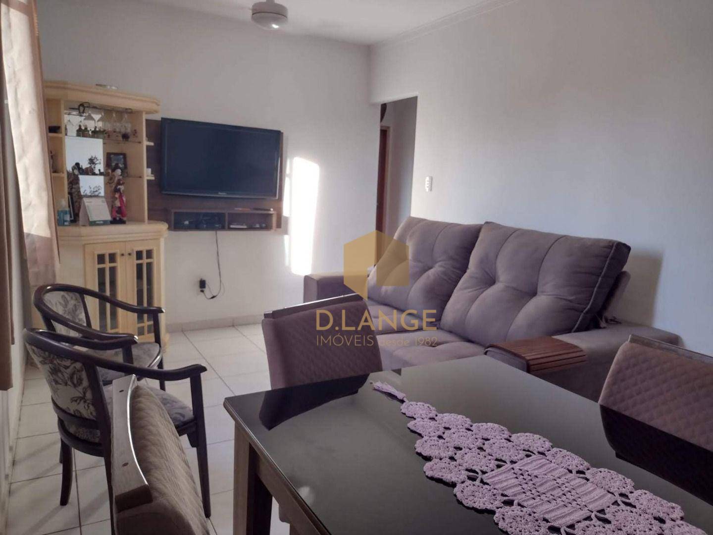 Apartamento à venda com 3 quartos, 77m² - Foto 1