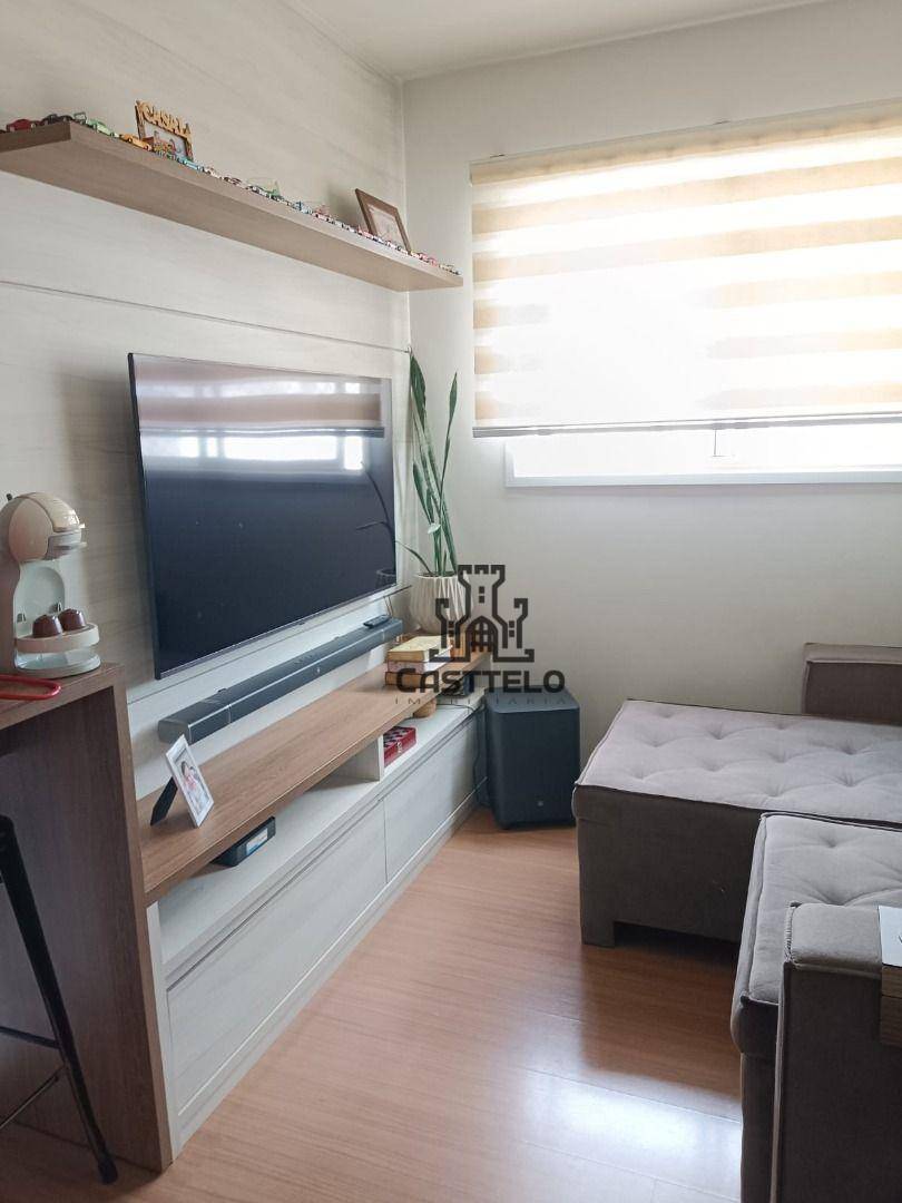 Apartamento à venda com 2 quartos, 44m² - Foto 2