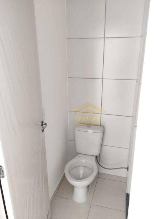 Apartamento à venda com 2 quartos, 37m² - Foto 11