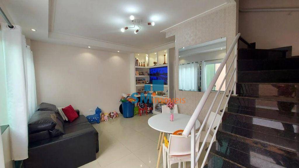 Sobrado à venda com 2 quartos, 70m² - Foto 4