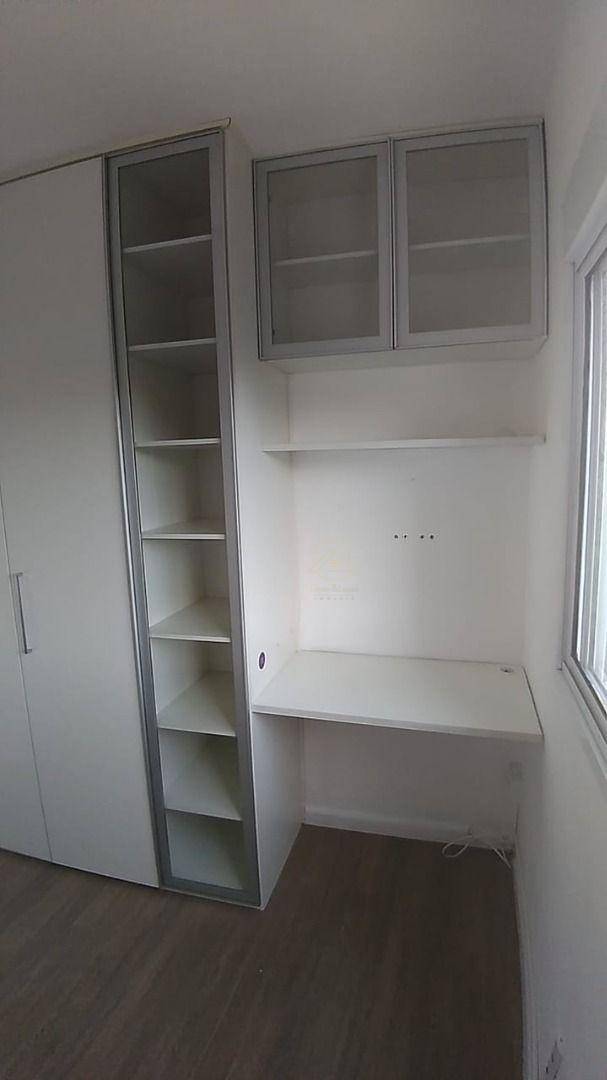 Apartamento à venda com 3 quartos, 60m² - Foto 14