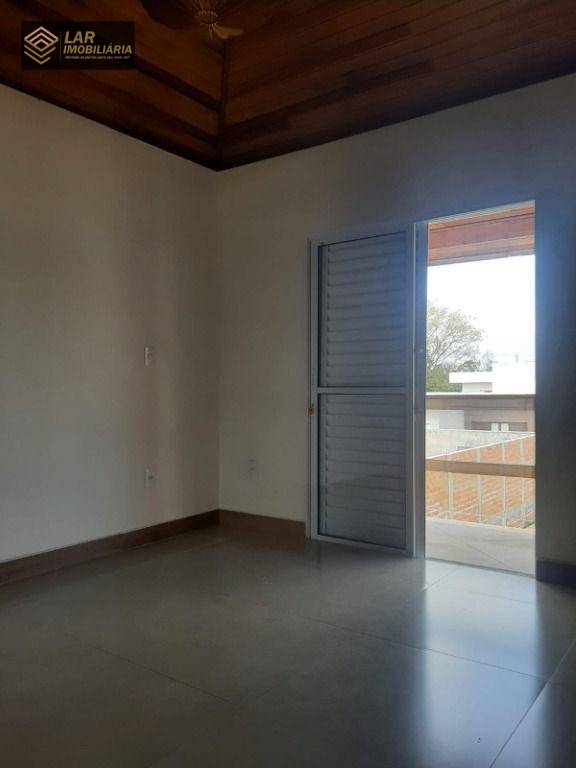 Casa de Condomínio para alugar com 4 quartos, 400m² - Foto 19