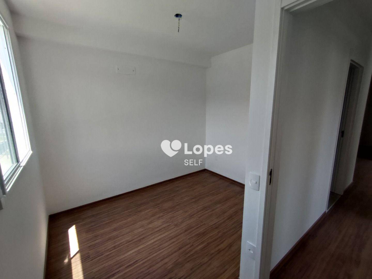 Apartamento à venda com 3 quartos, 62m² - Foto 2