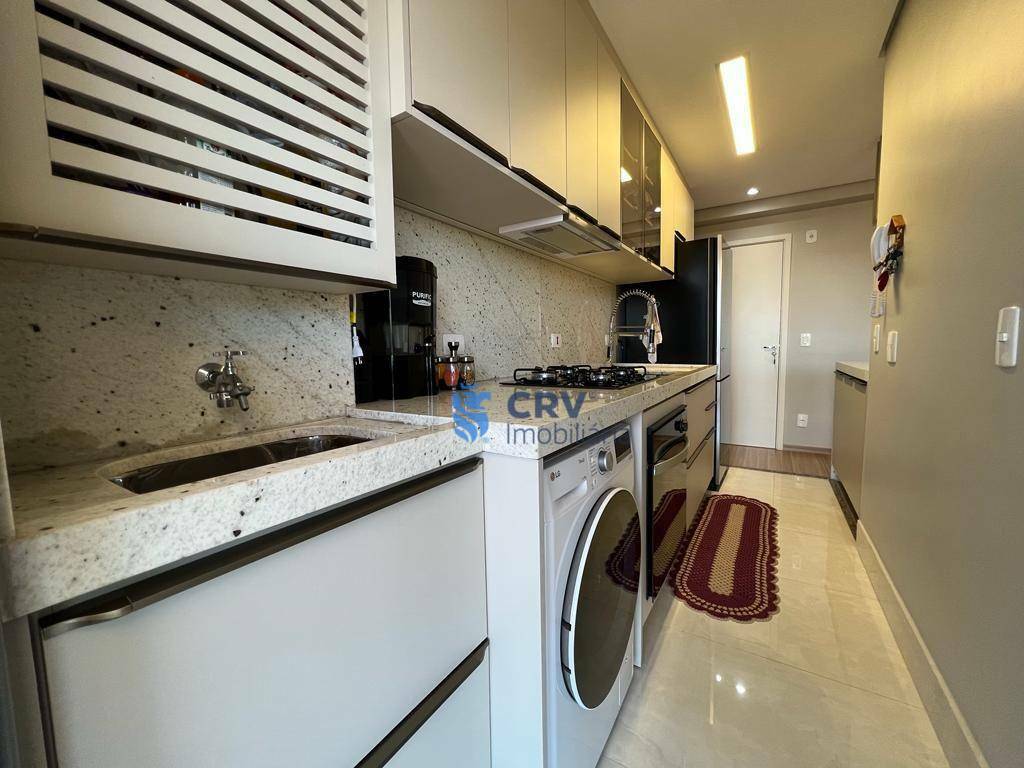 Apartamento à venda com 2 quartos, 64m² - Foto 7