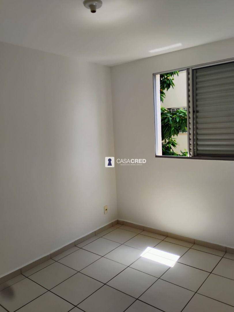 Apartamento à venda com 2 quartos, 47m² - Foto 2