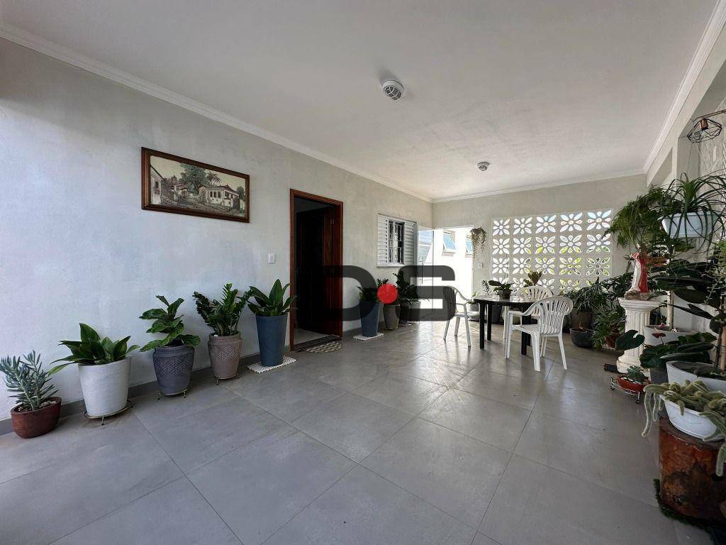 Casa à venda com 2 quartos, 185m² - Foto 15