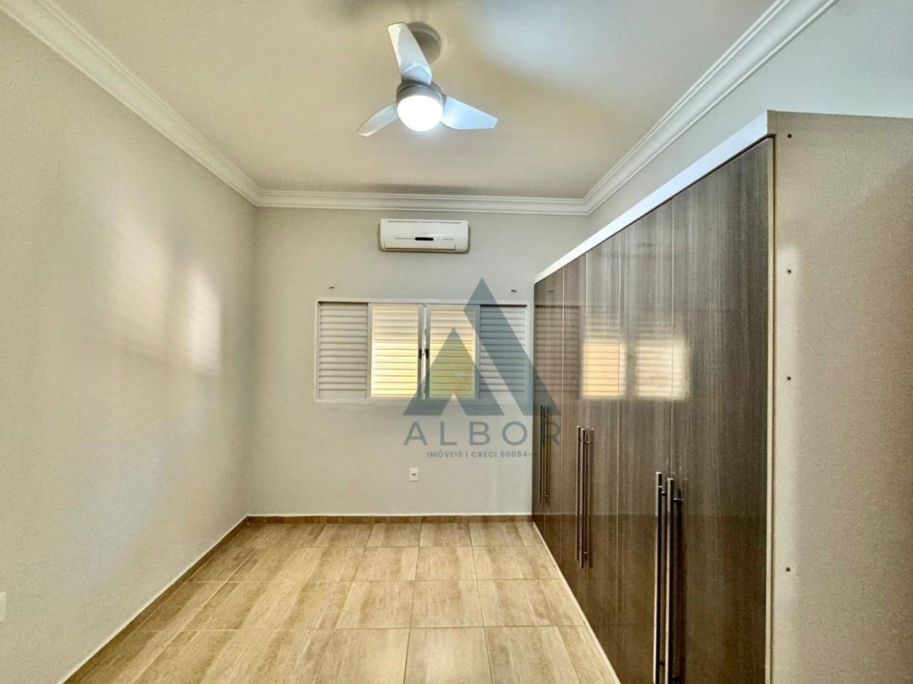 Casa, 3 quartos, 180 m² - Foto 3