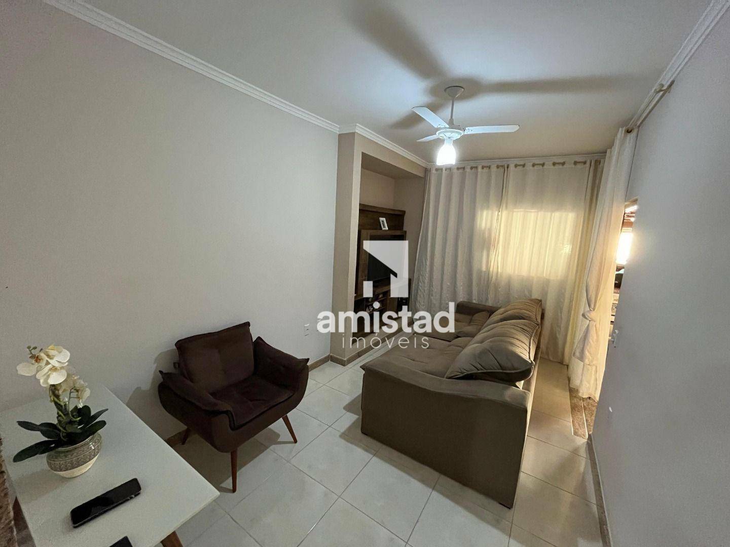 Casa à venda com 3 quartos, 160m² - Foto 3