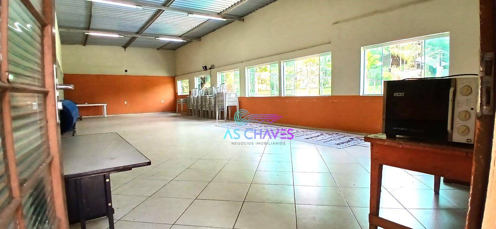 Chácara à venda com 7 quartos, 700m² - Foto 7