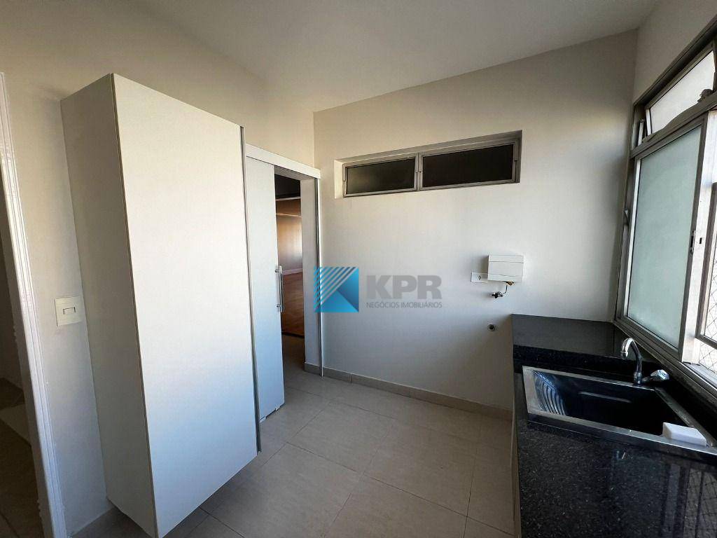 Apartamento à venda com 3 quartos, 130m² - Foto 23