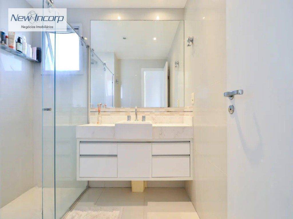 Apartamento à venda com 3 quartos, 138m² - Foto 22