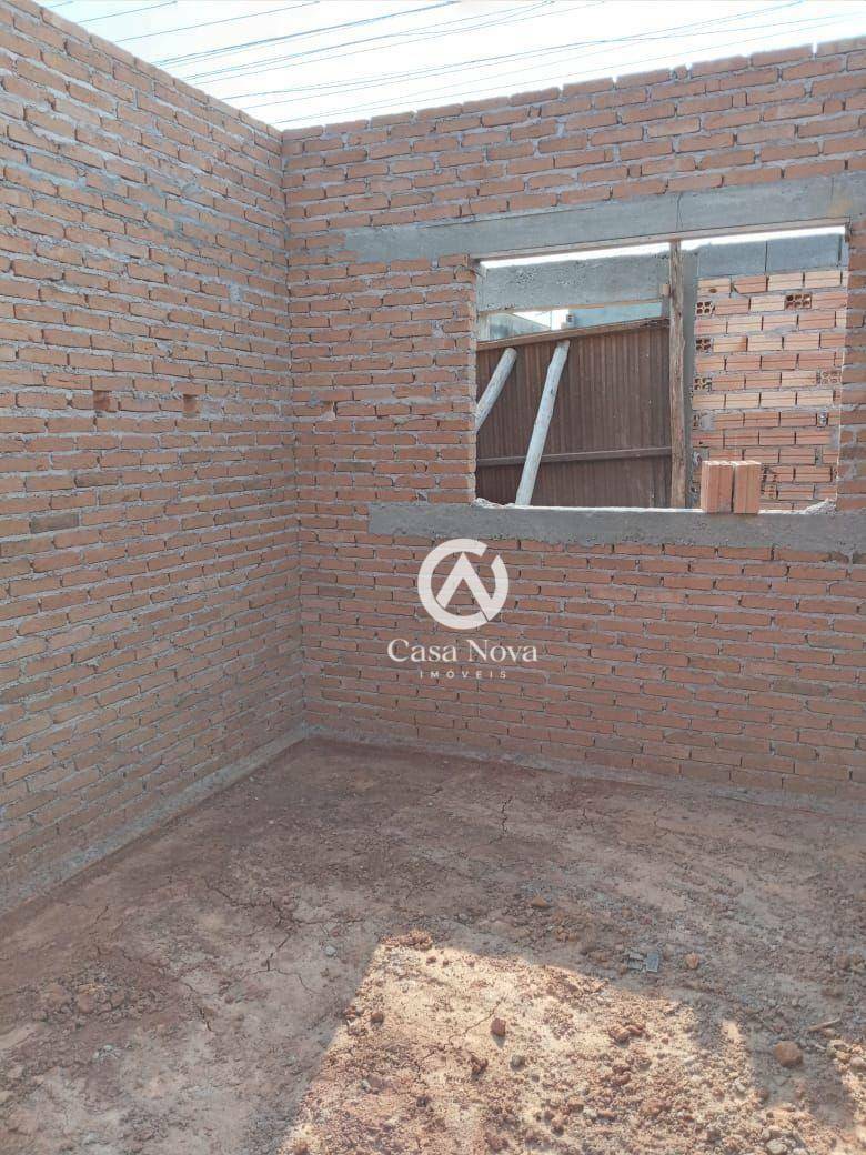 Casa à venda com 3 quartos, 100m² - Foto 5