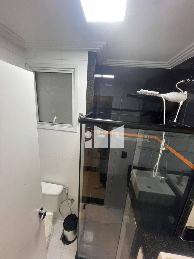 Apartamento para alugar com 2 quartos, 70m² - Foto 7