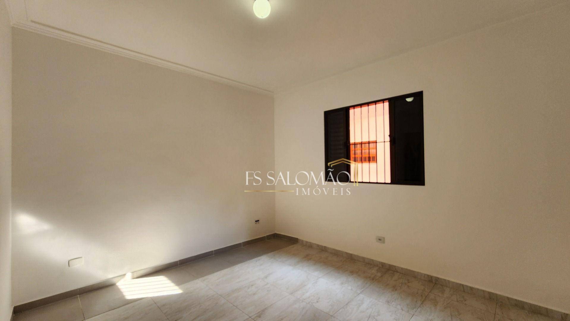 Casa à venda com 3 quartos, 200m² - Foto 18