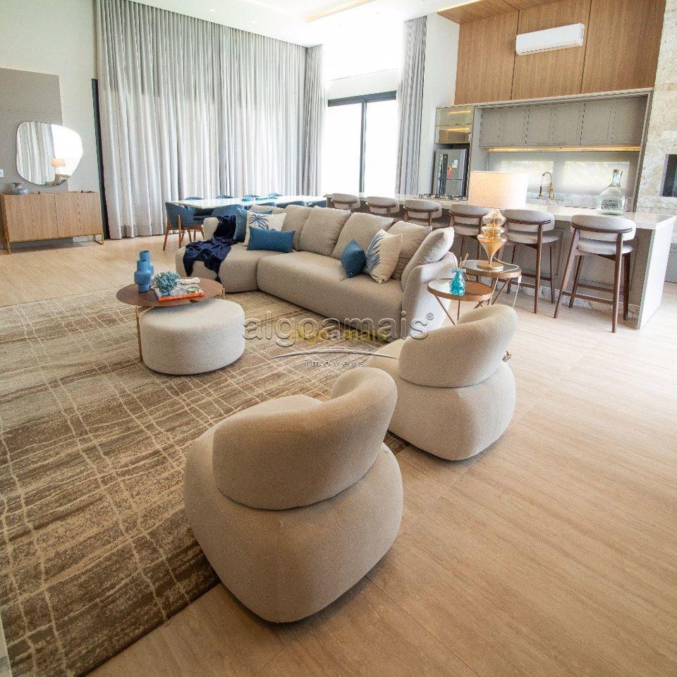 Casa de Condomínio à venda com 4 quartos, 282m² - Foto 9