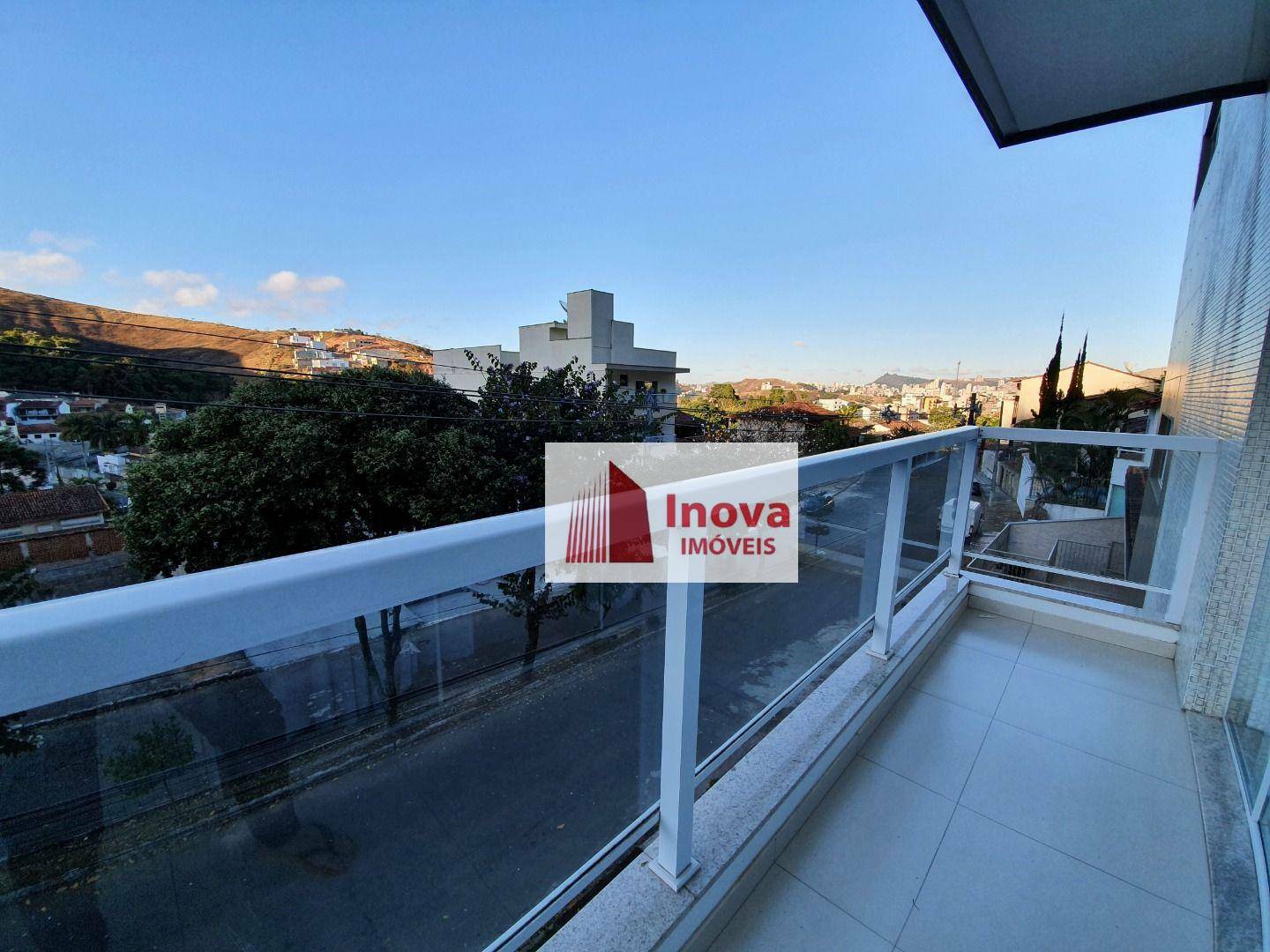 Apartamento para alugar com 3 quartos, 170m² - Foto 1