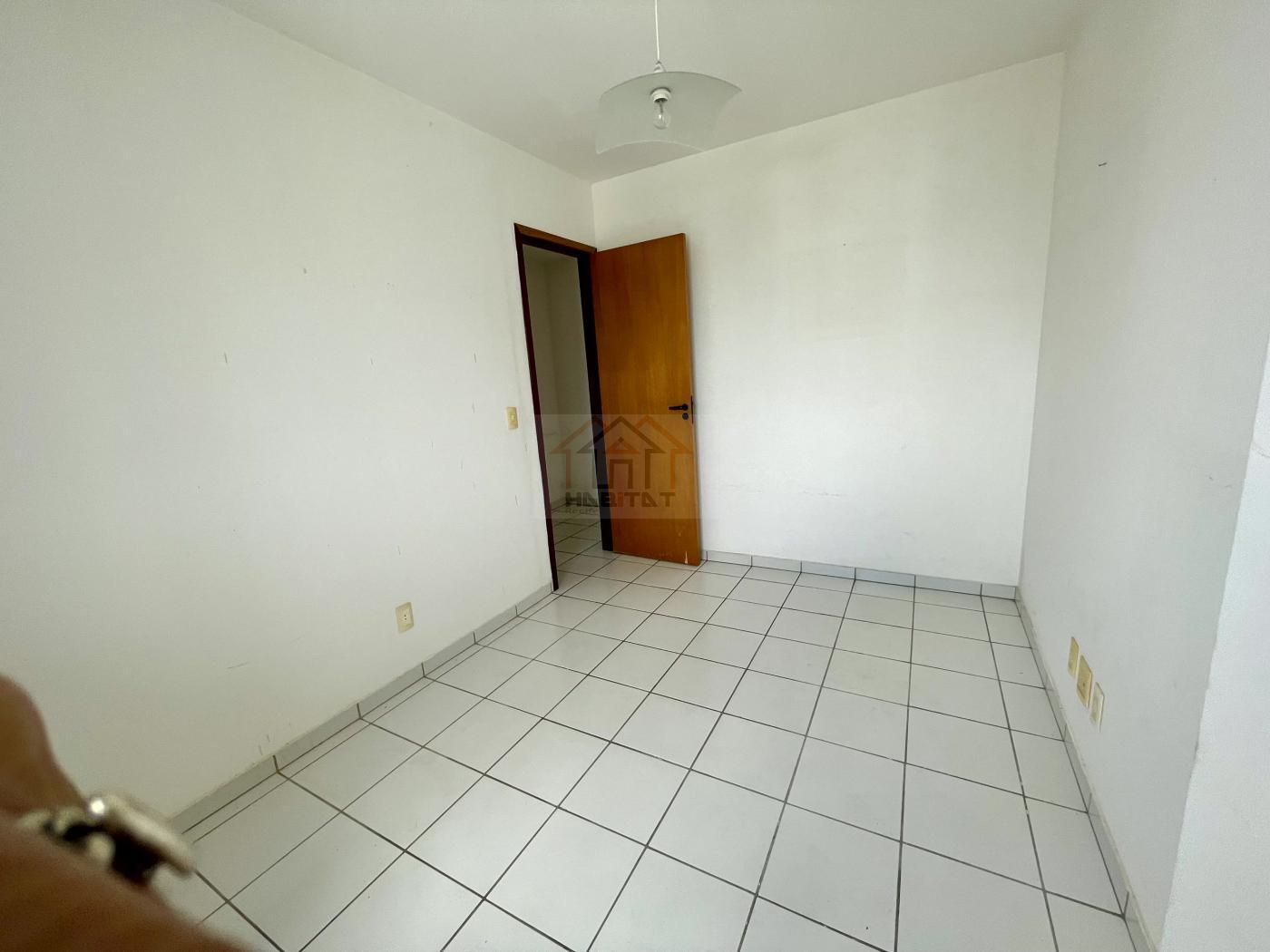 Apartamento para alugar com 3 quartos, 93m² - Foto 11