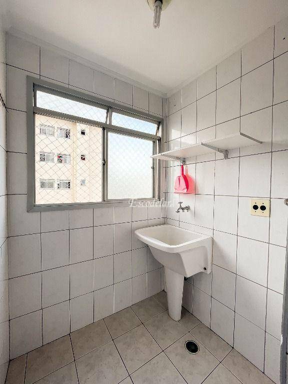 Apartamento à venda com 2 quartos, 55m² - Foto 11