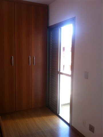 Apartamento para alugar com 4 quartos, 130m² - Foto 22