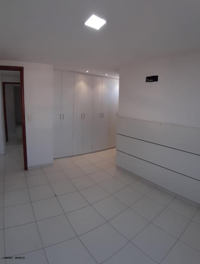 Apartamento à venda com 3 quartos - Foto 18