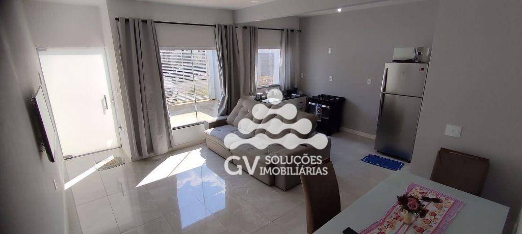 Casa à venda com 3 quartos, 95m² - Foto 4