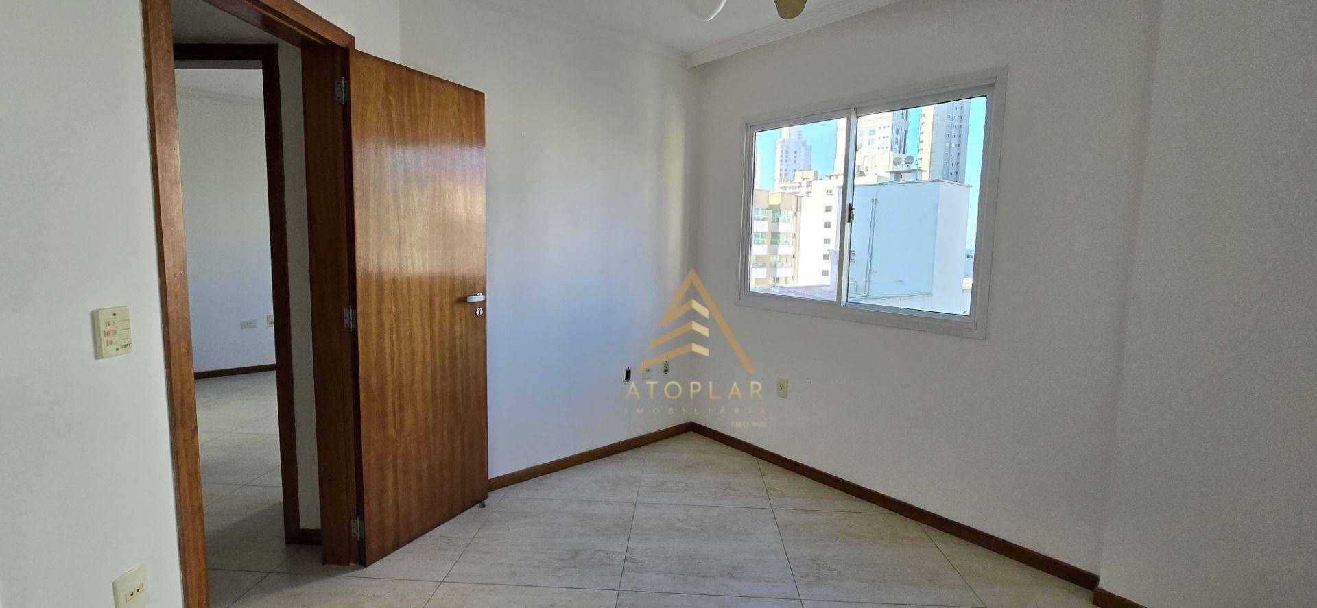 Apartamento à venda com 3 quartos, 114m² - Foto 10