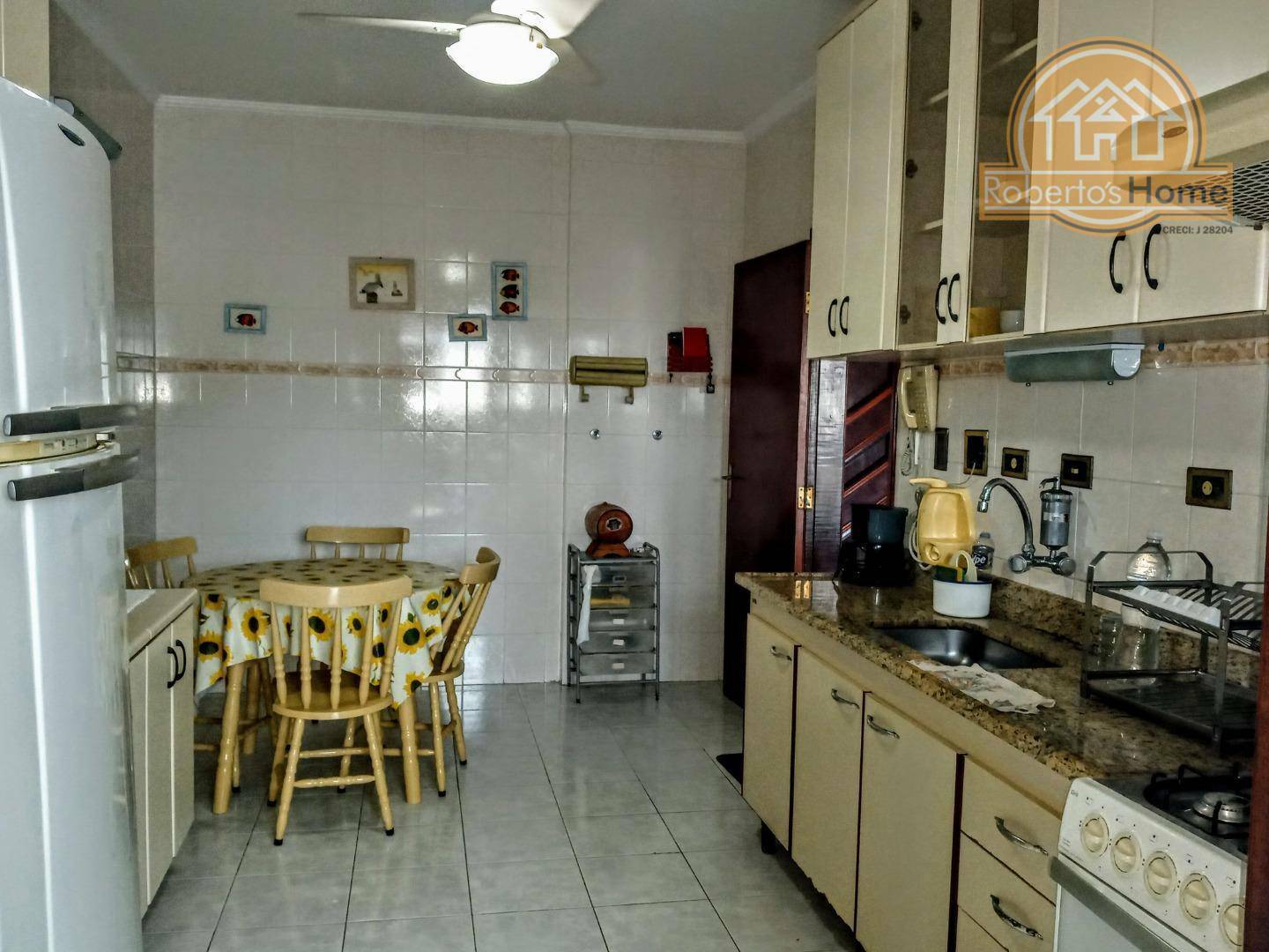 Apartamento à venda com 2 quartos, 80m² - Foto 11