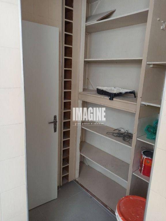 Apartamento à venda com 2 quartos, 74m² - Foto 9