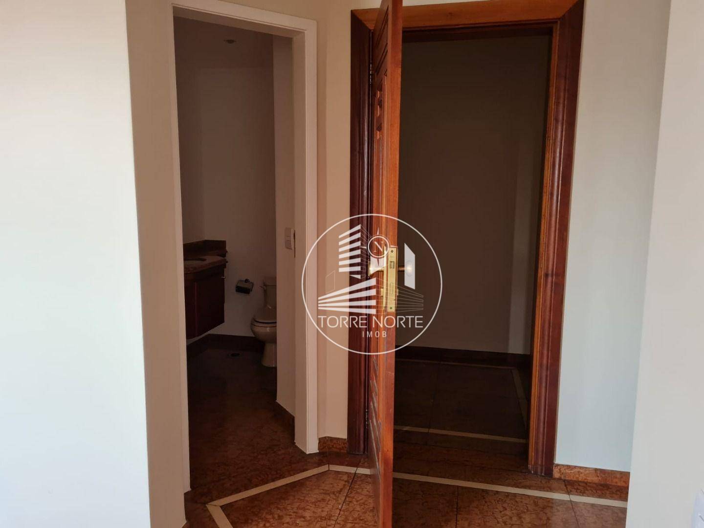 Apartamento à venda com 4 quartos, 220m² - Foto 3