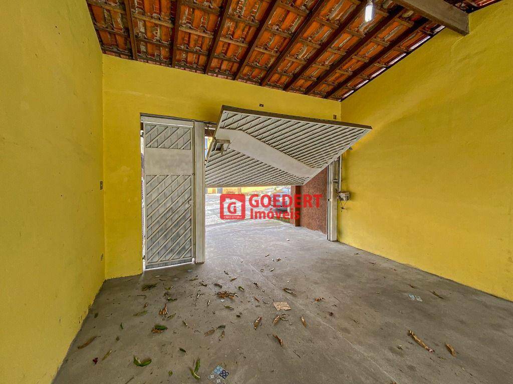 Sobrado à venda com 2 quartos, 125m² - Foto 5