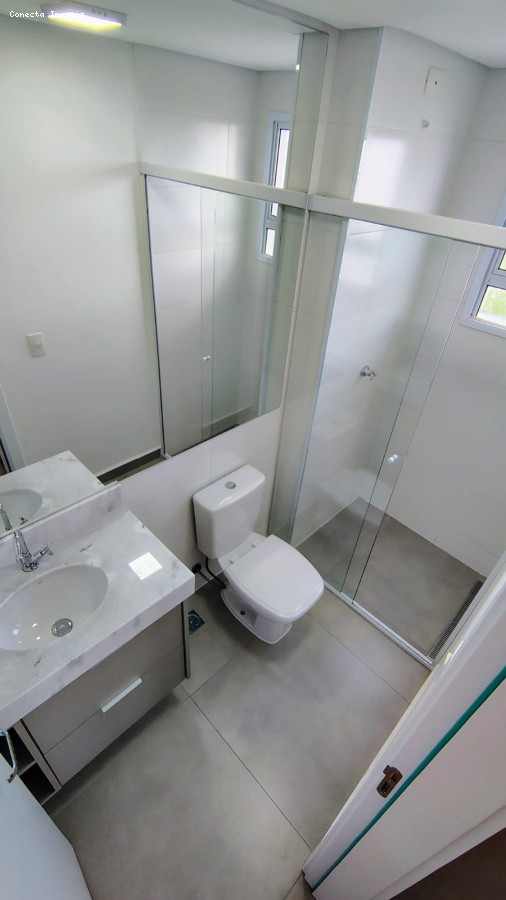 Apartamento para alugar com 2 quartos, 65m² - Foto 21