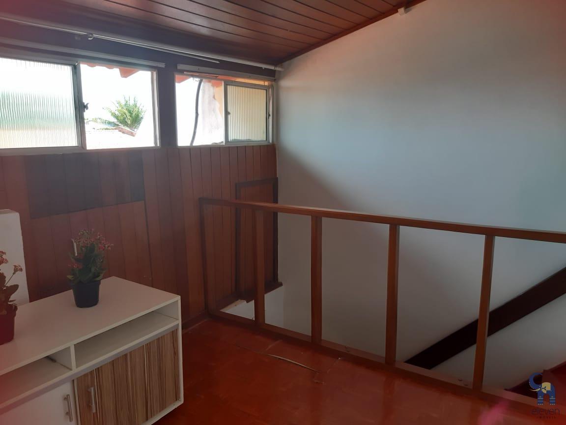 Casa à venda com 3 quartos, 107m² - Foto 35