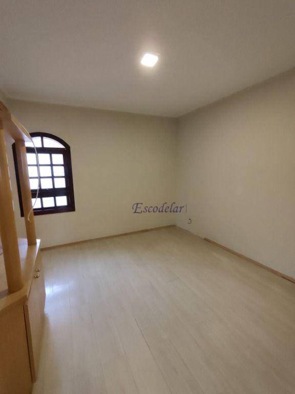 Casa à venda com 3 quartos, 220m² - Foto 30