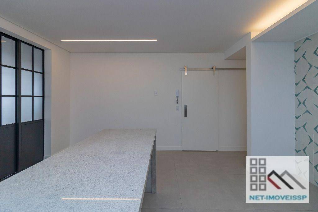 Apartamento à venda com 3 quartos, 239m² - Foto 6