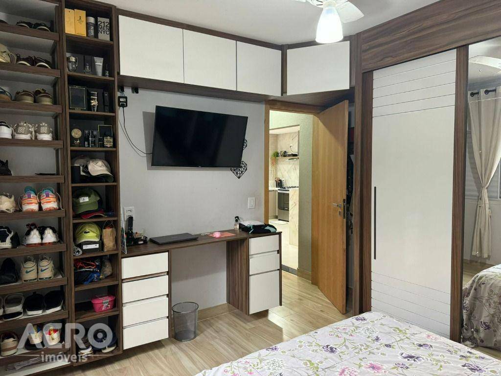 Casa à venda com 2 quartos, 200m² - Foto 10