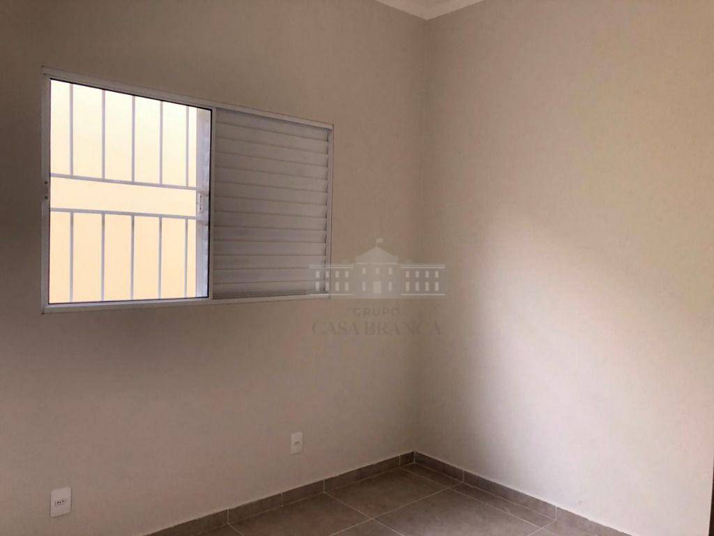 Casa à venda com 3 quartos, 90m² - Foto 12