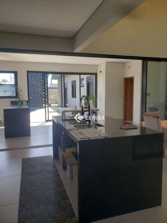 Casa de Condomínio à venda com 3 quartos, 207m² - Foto 5