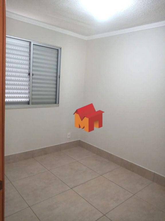 Apartamento à venda com 2 quartos, 44m² - Foto 2