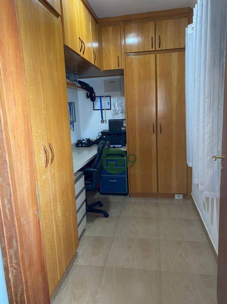 Apartamento à venda com 3 quartos, 130m² - Foto 35