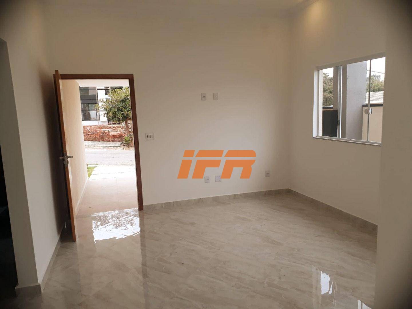 Casa de Condomínio à venda com 3 quartos, 140m² - Foto 3