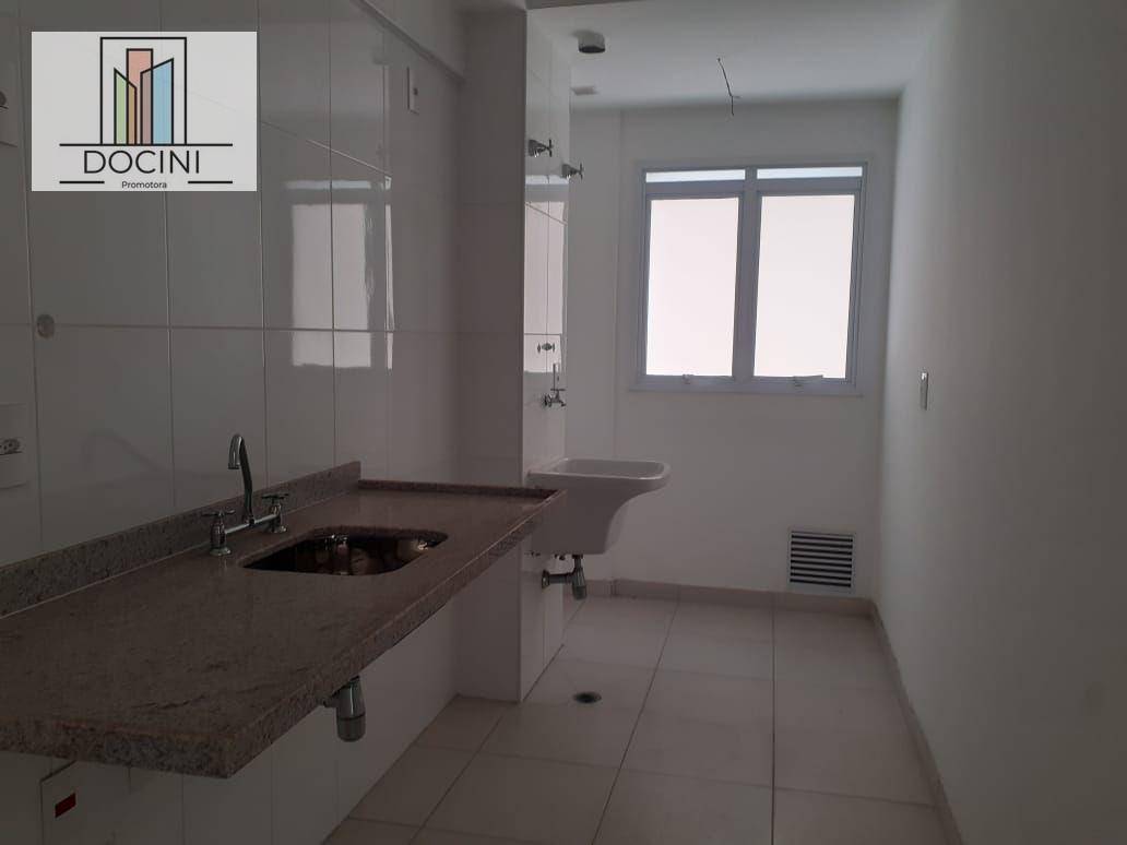 Apartamento à venda com 2 quartos, 68m² - Foto 5