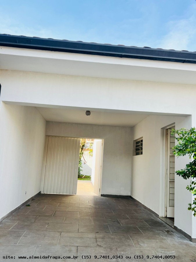 Casa para alugar com 3 quartos, 200m² - Foto 2