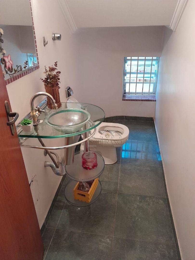 Sobrado à venda e aluguel com 3 quartos, 450m² - Foto 70