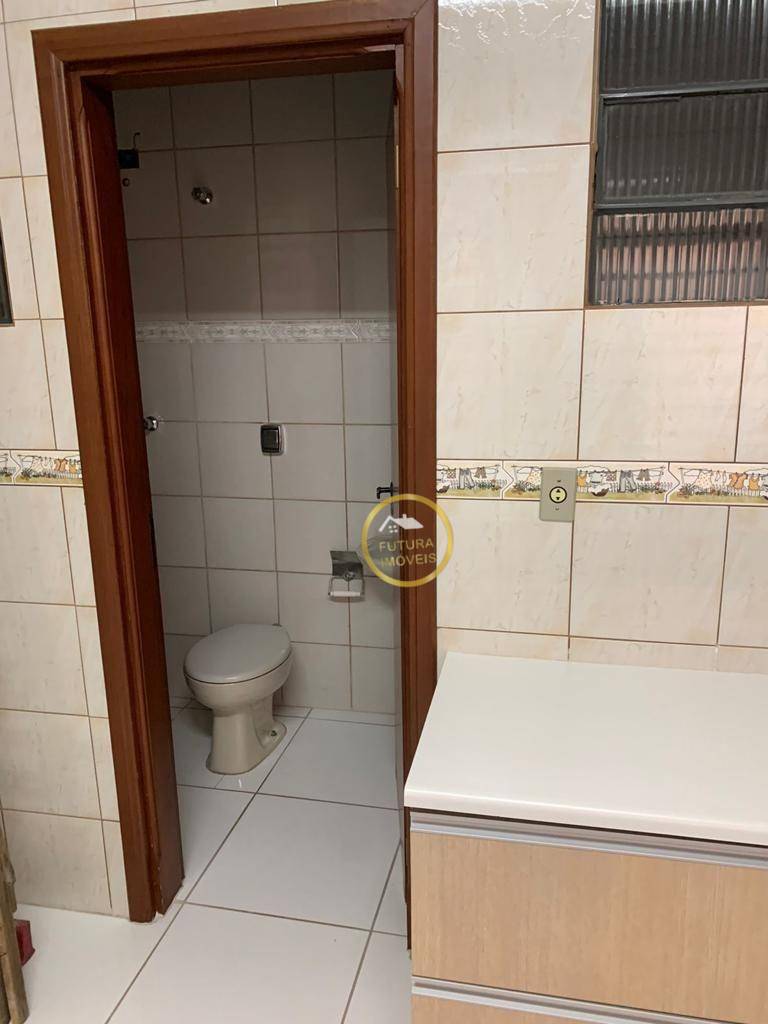 Casa à venda e aluguel com 3 quartos, 520m² - Foto 22