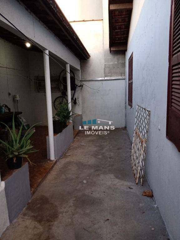 Casa à venda com 3 quartos, 156m² - Foto 23