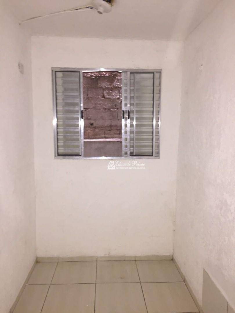 Sobrado à venda com 5 quartos, 210m² - Foto 3