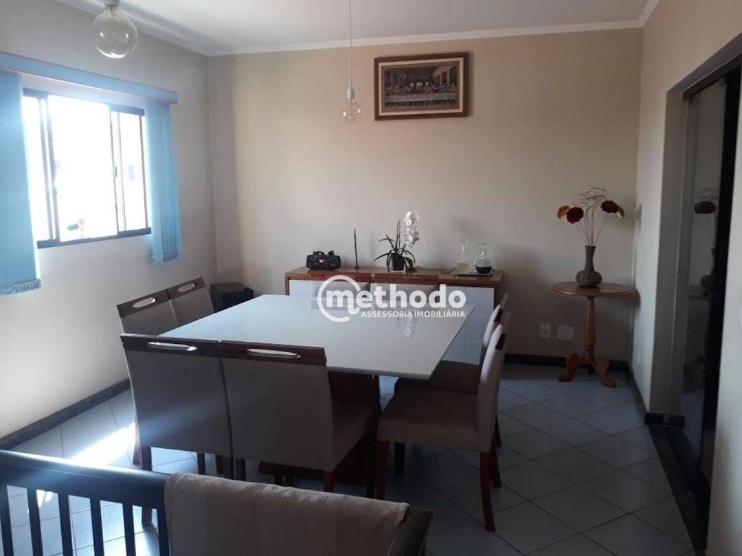 Casa à venda com 4 quartos, 400m² - Foto 5