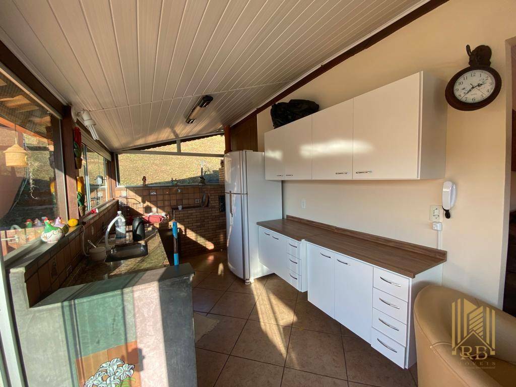 Chácara à venda com 3 quartos, 320m² - Foto 17