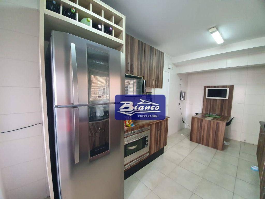 Apartamento à venda com 3 quartos, 153m² - Foto 18