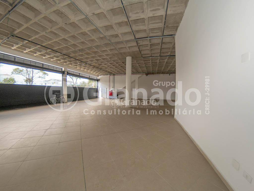 Prédio Inteiro para alugar, 1800m² - Foto 3